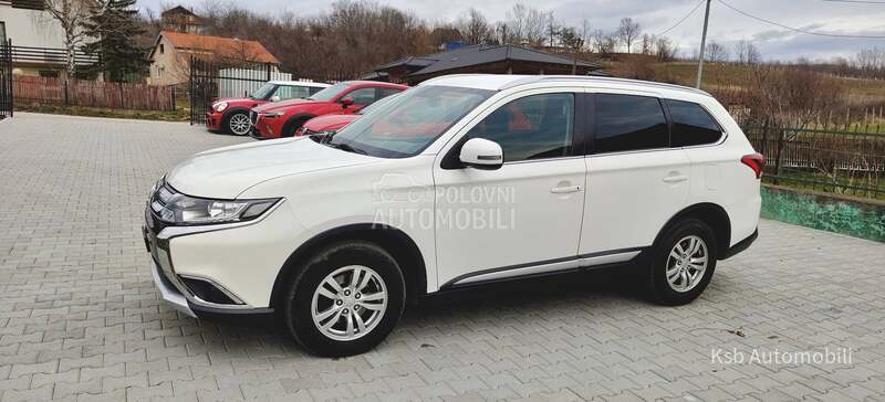 Mitsubishi Outlander 