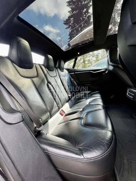 Tesla Model S 90 dual motor