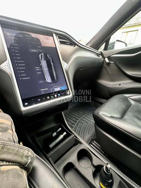 Tesla Model S 90 dual motor