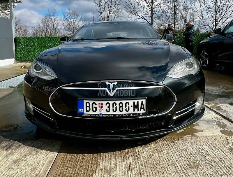 Tesla Model S 90 dual motor