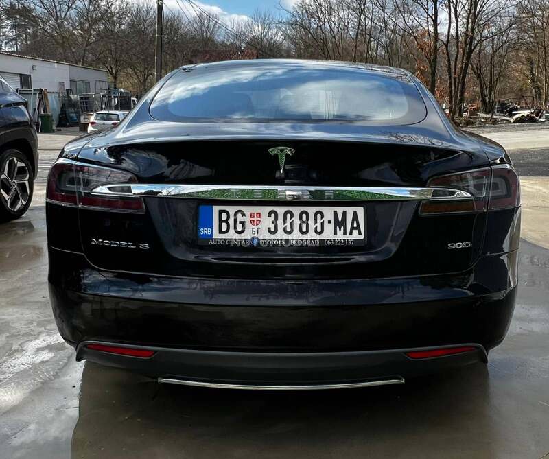 Tesla Model S 90 dual motor