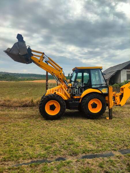 JCB 4CX