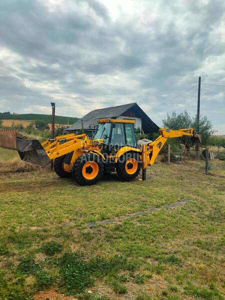 JCB 4CX