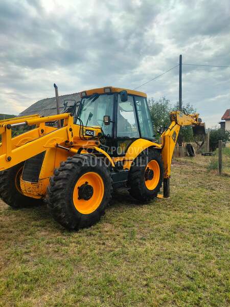 JCB 4CX