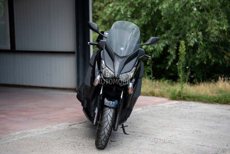 Yamaha x max 400