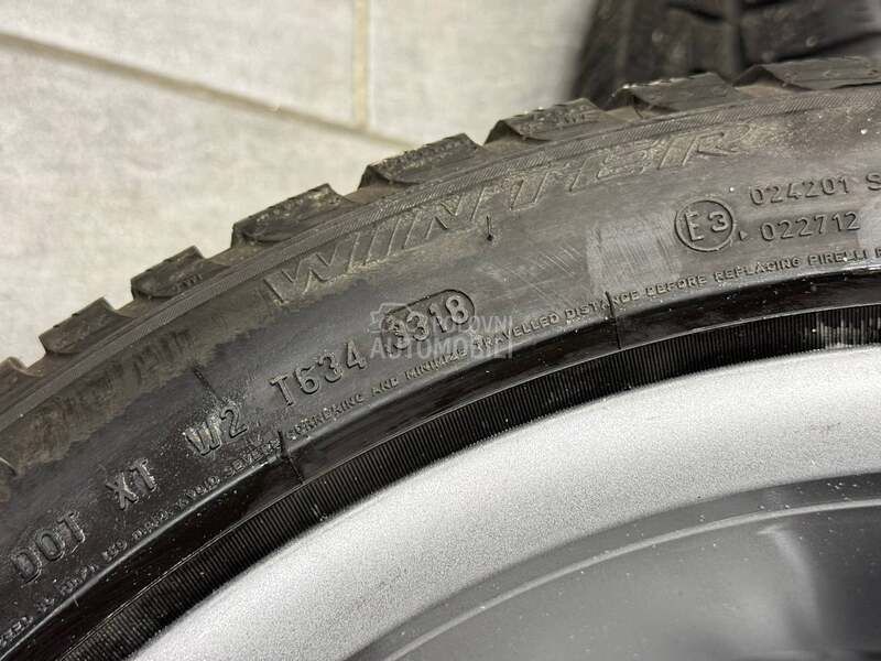 Pirelli 245/45 R19 Zimska