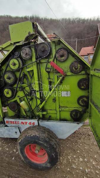 Claas ROLLANT 44