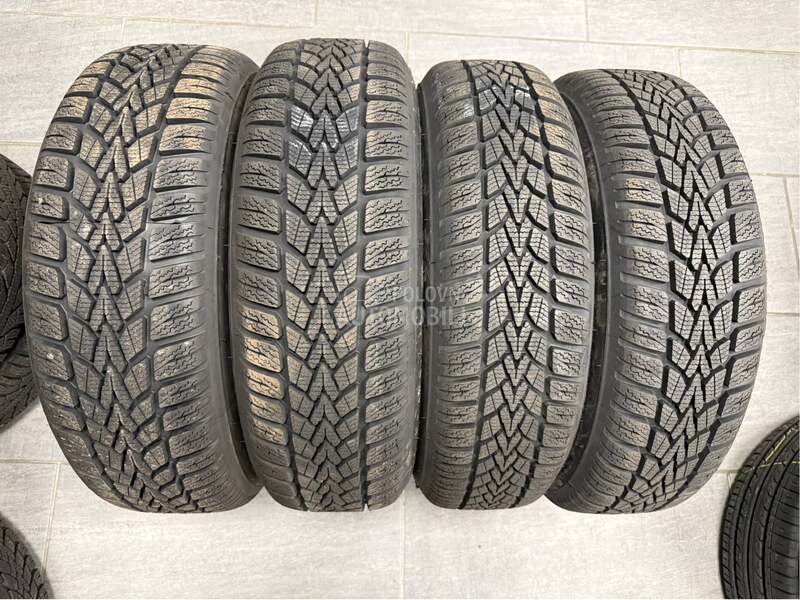 Dunlop 185/60 R15 Zimska