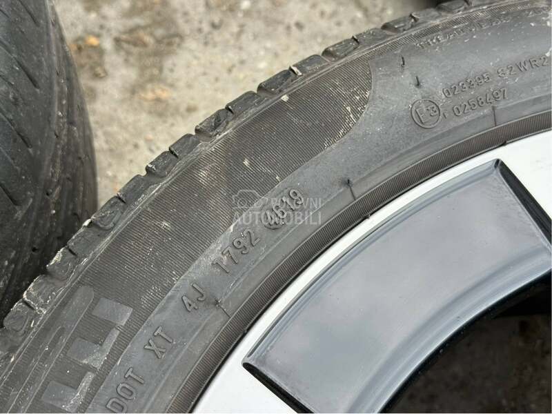 Pirelli 275/40 R18 Letnja