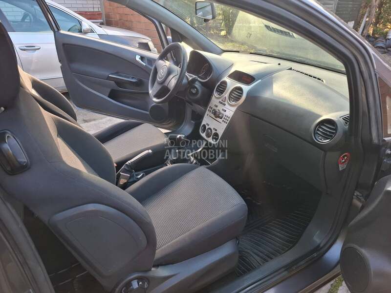 Opel Corsa D 