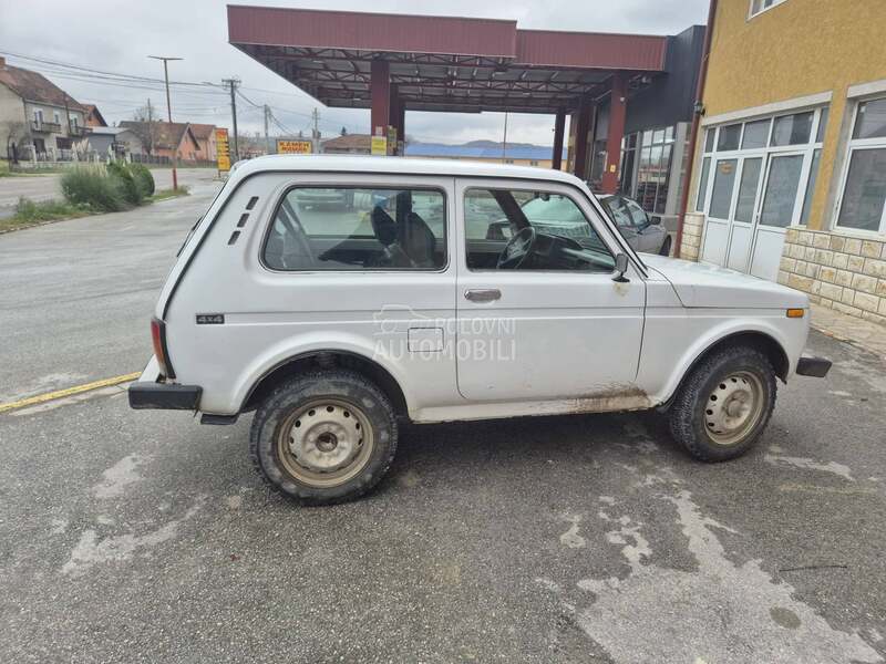 Lada Niva 1.7