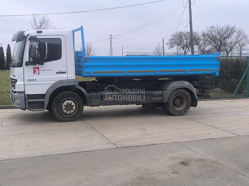 Mercedes Benz Atego 1523