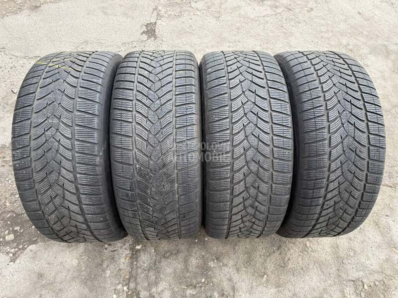 Goodyear 275/45 R21 Zimska