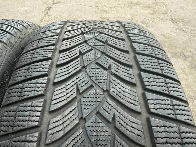Goodyear 275/45 R21 Zimska