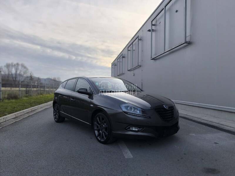 Lancia Delta S Momo Design