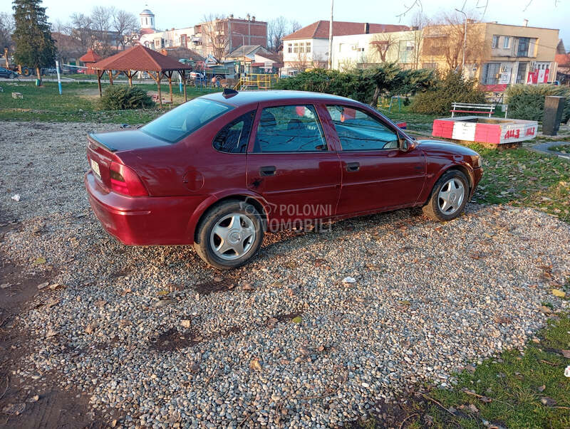 Opel Vectra B 