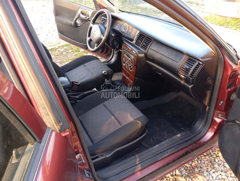 Opel Vectra B 