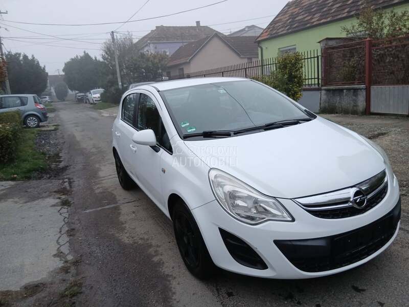 Opel Corsa D 1.4 B