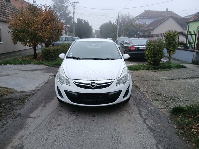 Opel Corsa D 1.4 B