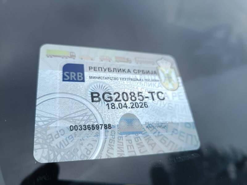 BMW 118 2.0d   r e g