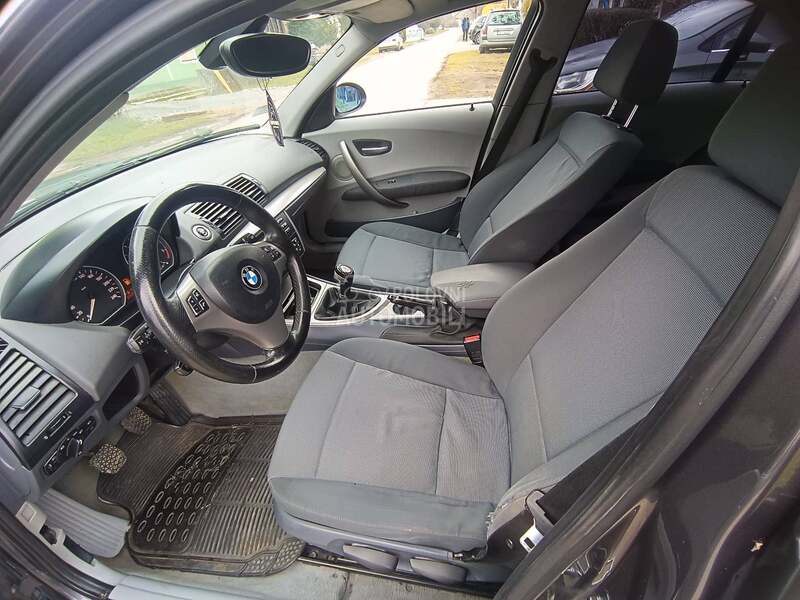 BMW 118 2.0d   r e g