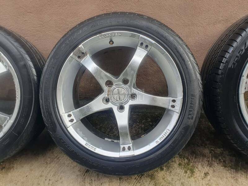 Aluminijumske felne momo 17" 5 x 112