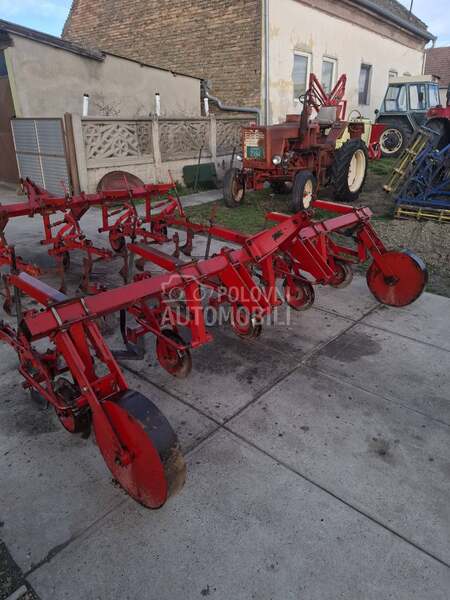 IMT Špartaci 4 reda