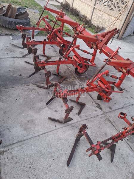 IMT Špartaci 4 reda