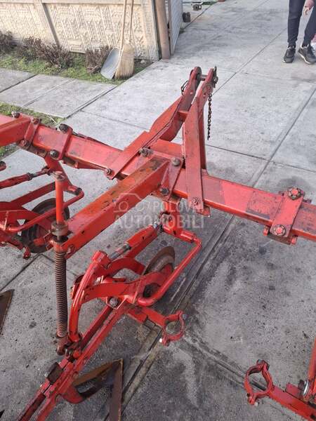 IMT Špartaci 4 reda