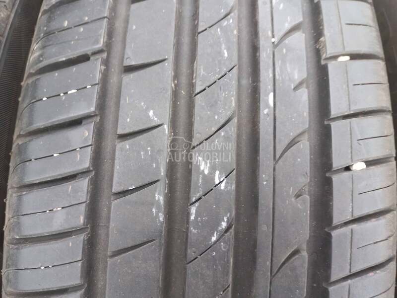 Hankook 215/70 R16 Letnja