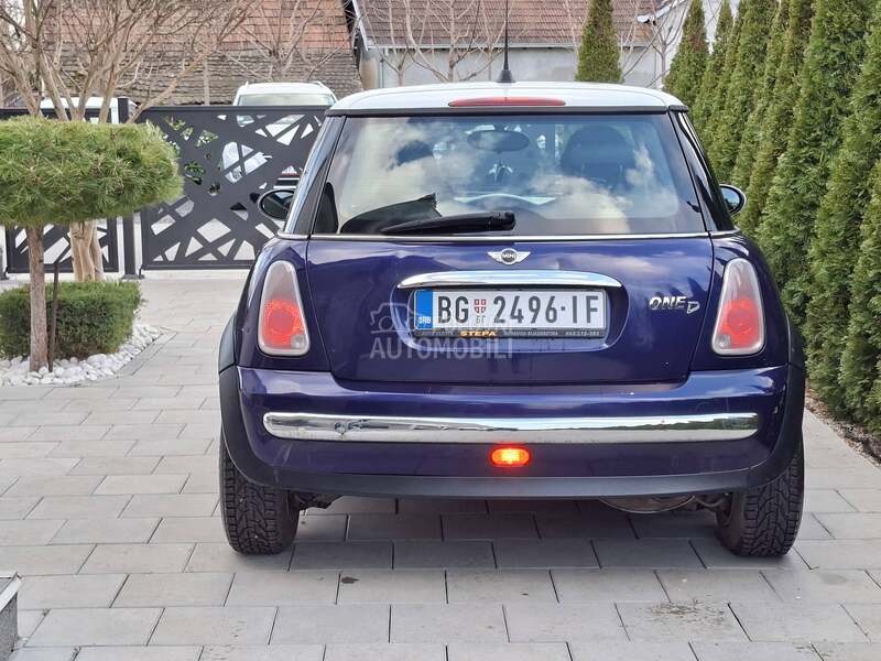 MINI One 
