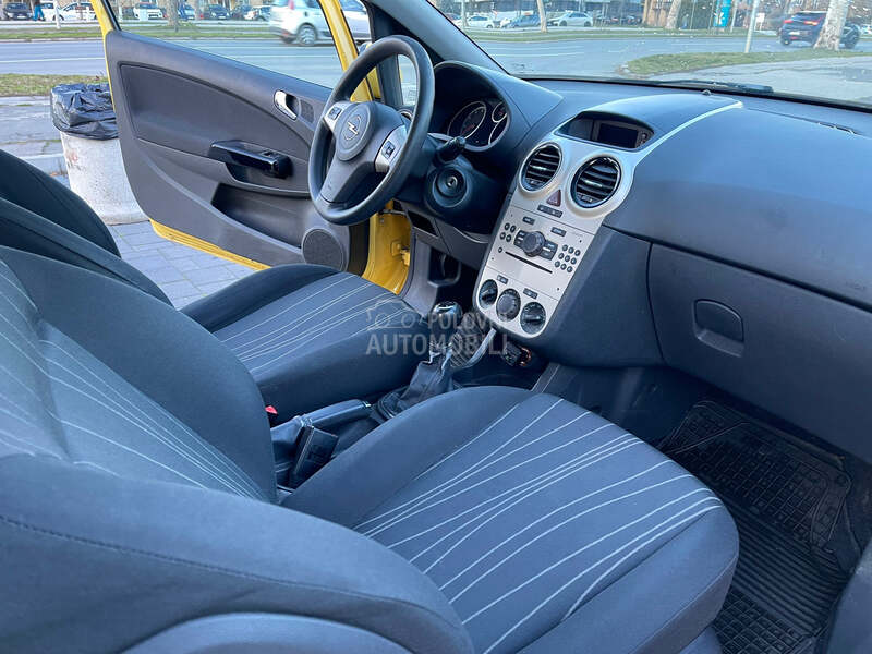 Opel Corsa D 