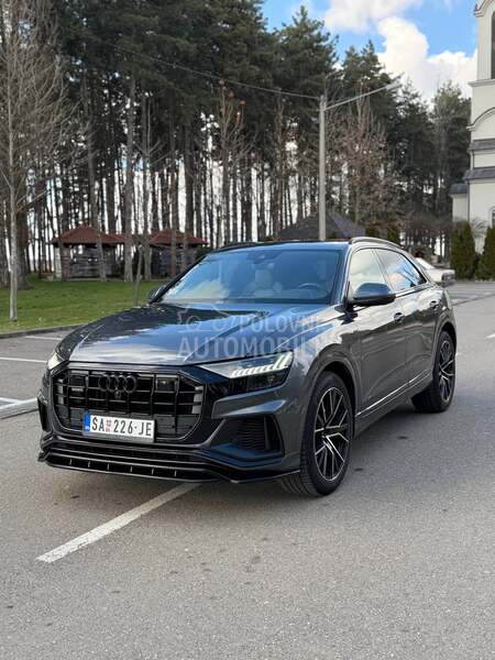 Audi Q8 