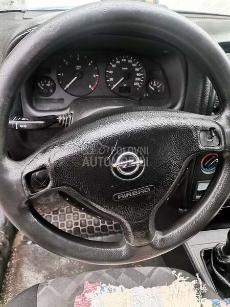 Opel Astra G 