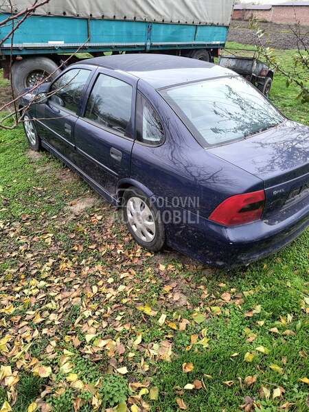 Opel Vectra B 