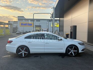 Volkswagen Passat CC 4MOTION