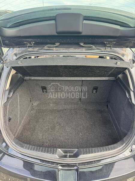 Mazda 3 Exclusive FL