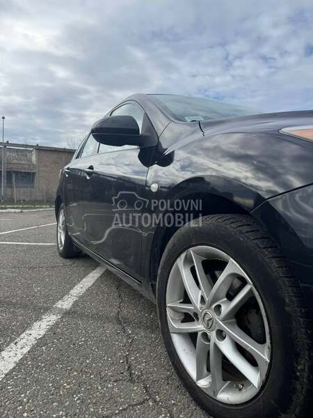 Mazda 3 Exclusive FL