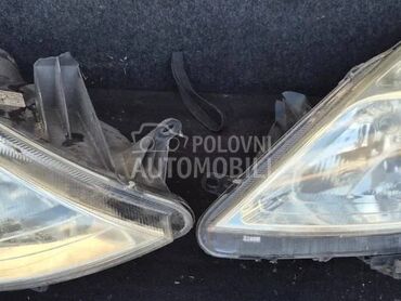 Desni far xenon za Citroen C8
