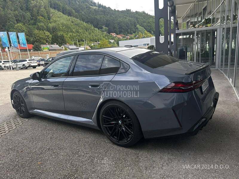 BMW M5 IG/BW