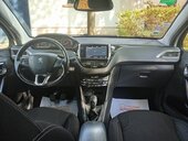 Peugeot 208 ALLURE  RATA 75e