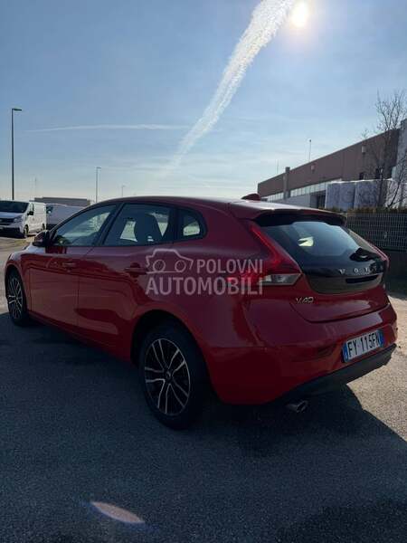 Volvo V40 U DOLASKU