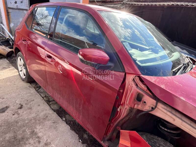 fabia 3 prednja vrata