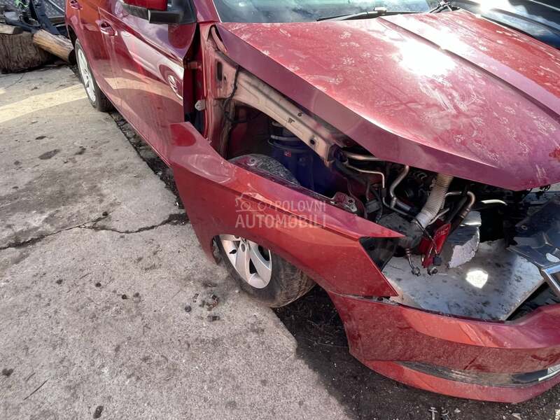 fabia 3 prednja vrata