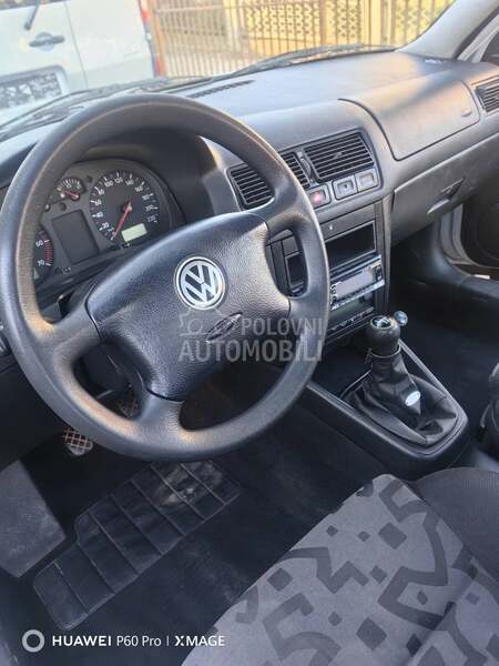 Volkswagen Golf 4 