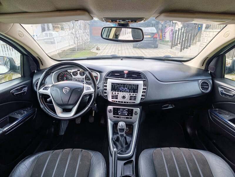 Lancia Delta 1.6 multijet