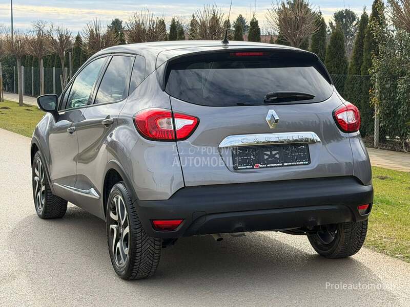 Renault Captur REZERVISA