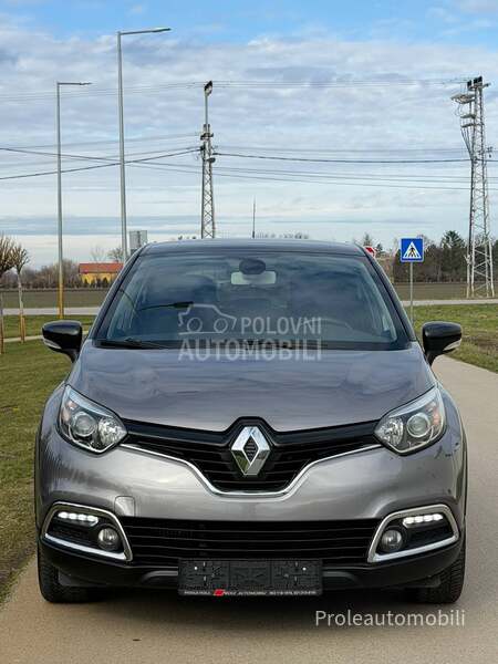 Renault Captur REZERVISA