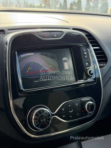 Renault Captur REZERVISA