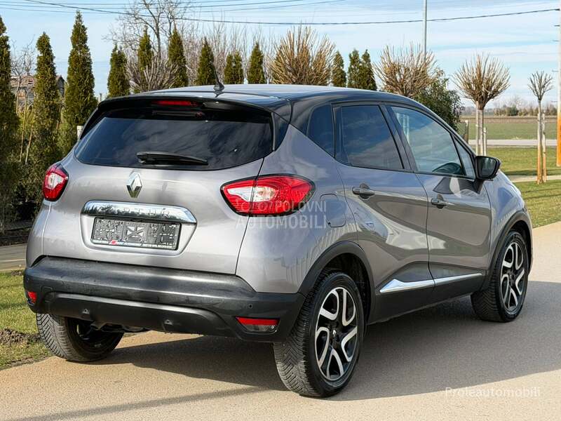 Renault Captur REZERVISA